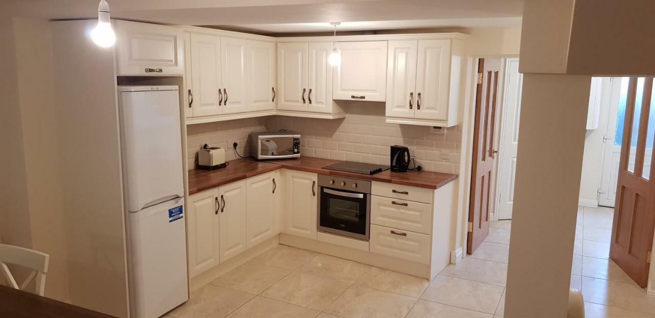 3 Bedroom Newly Furnished Cork City Kültér fotó