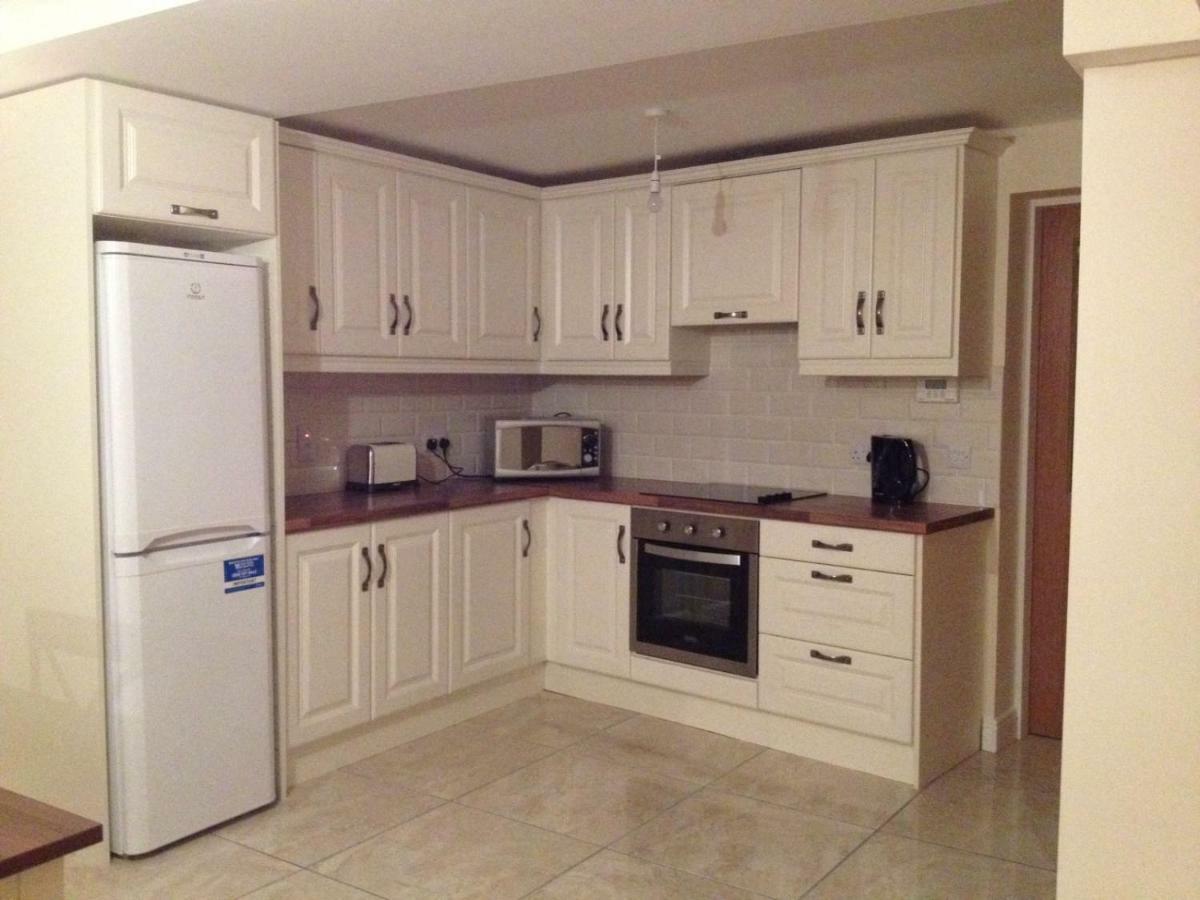 3 Bedroom Newly Furnished Cork City Kültér fotó